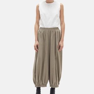 Black Crane balloon bulb pants